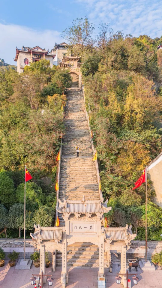不是武当山！武汉1.5h登山祈福，美哭！附攻略
