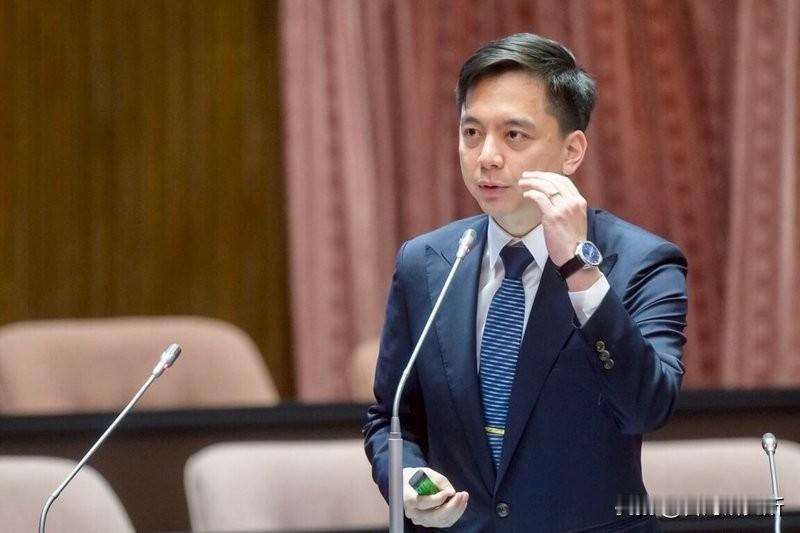 国民党还是对美国怂了！

今天，国民党确认将在3月6日排赖清德的对美军购案子
而