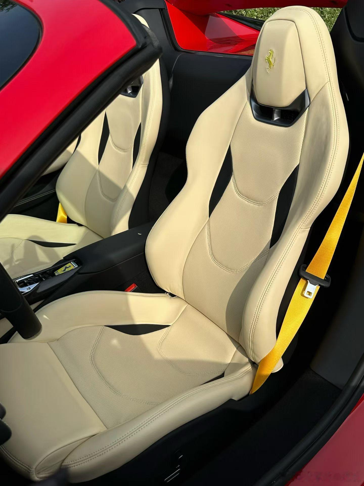 风挡收起，天地即胸襟。1800公里准新，25年的法拉利296 GTS，830cv