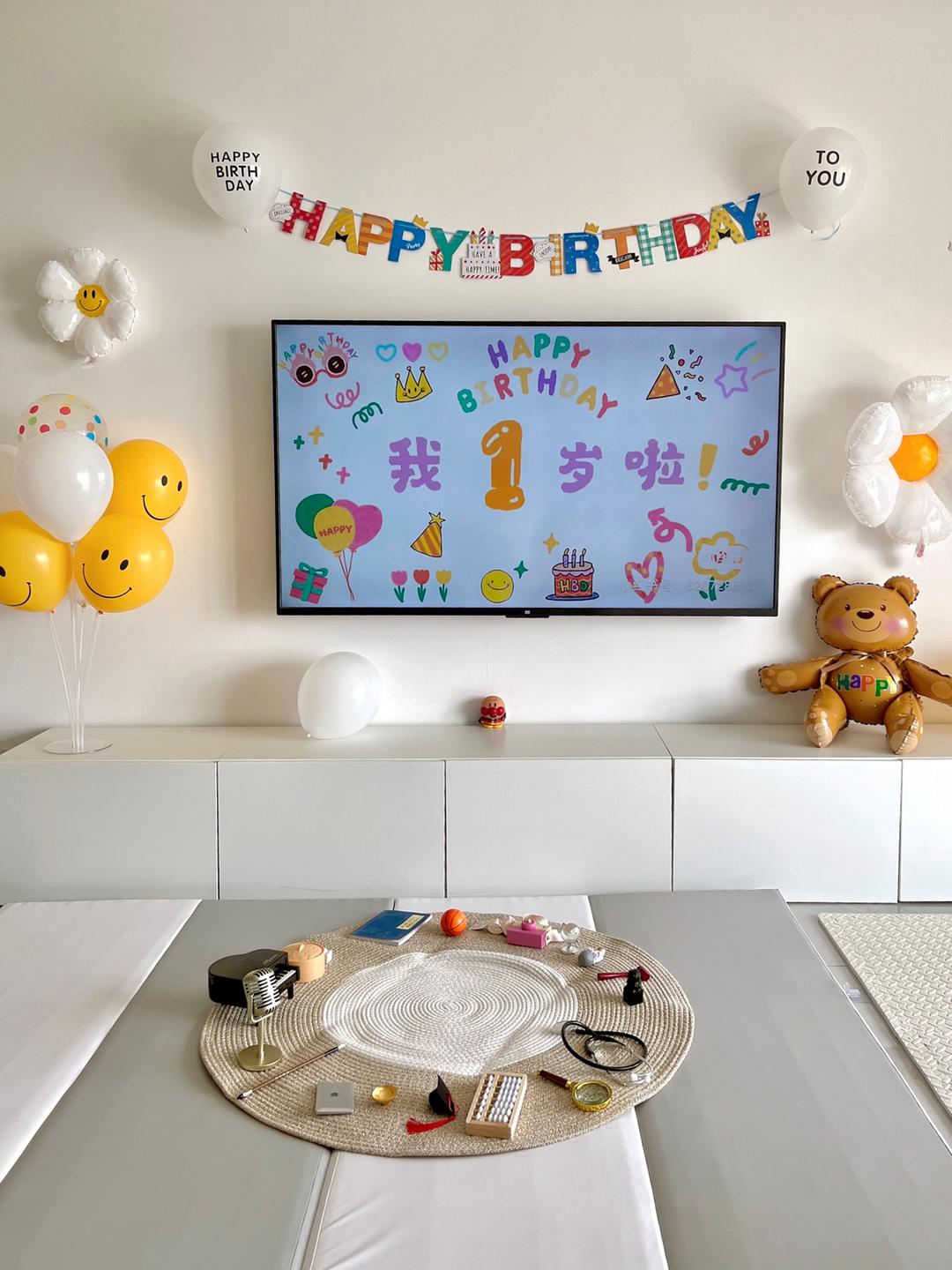 陪你长大的第一个365天，从手忙脚乱到得心应手的第一个365天，从女孩...