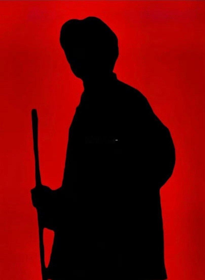 今日欢呼孙大圣，只缘妖雾又重来。 ​​​