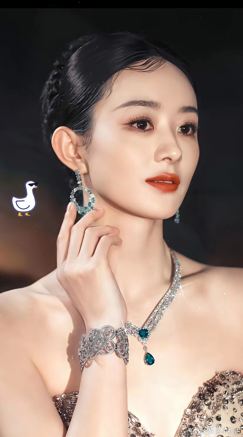 赵丽颖现在无戏可拍？看到这种论调，我真是笑了。以前那个拼命三娘，一年到头扎在剧组