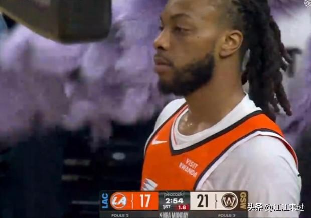加兰快船首秀堪称灾难！替补上来就4个失误，一分未得，快船亏死了！
伦纳德下场后，