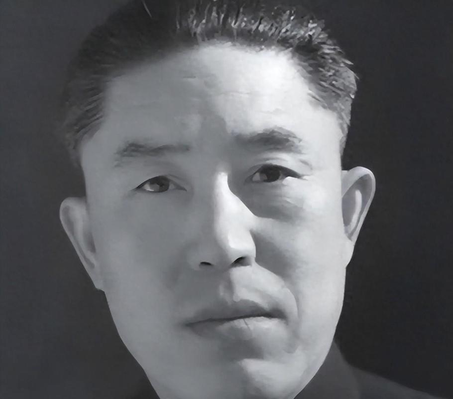 还迷信电影台词，就真会被带偏。

电影《大决战·辽沈战役》里有一句台词被反复引用