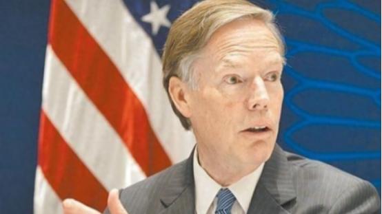 离任了才敢说真话，美前驻华大使：特朗普低估中国，做错了一件事。一位经验丰富的外交