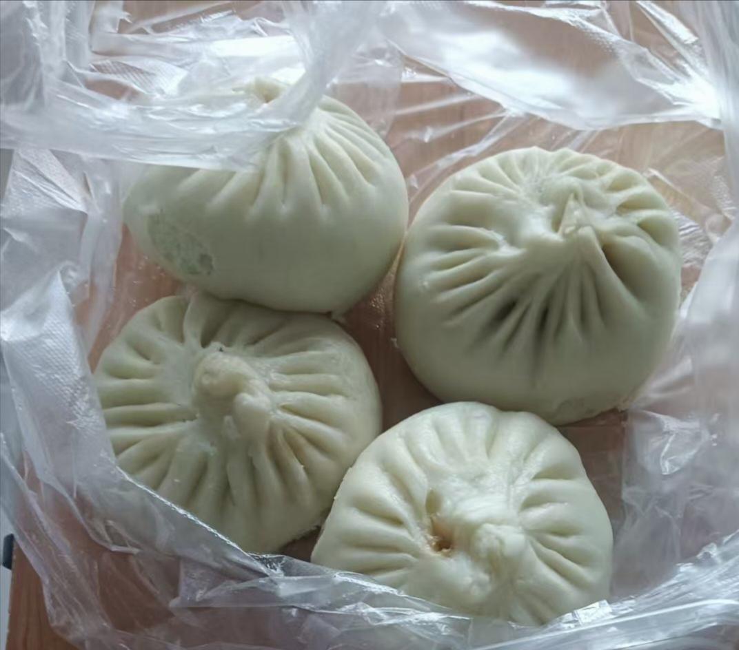 因为腰疾犯了，我站不住也坐不稳，彻底躺平了。
往后的一日三餐该怎么安排，可把平时