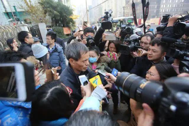 95岁巴菲特预言未来世界格局：美国与日本将长期领先，中国面临前所未有挑战，时间才