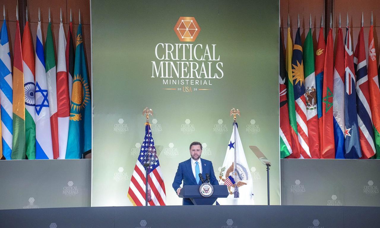 美国国务卿卢比奥2月5日发文说：“在今天与万斯副总统共同举行的关键矿产部长级会议