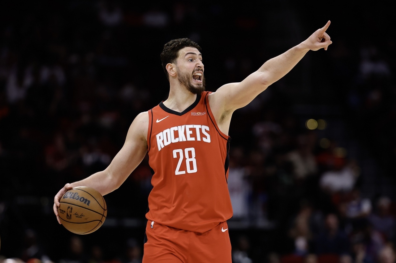 赛前采访申京说自己从去年7月欧洲杯就开始打比赛了，这是他连续作战最长的一次目标就