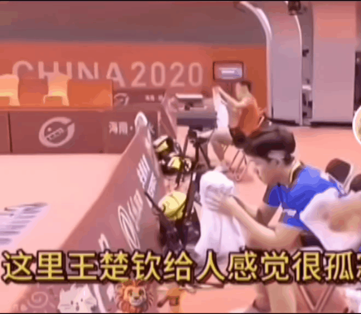 拆队期还有这么多被我们遗漏的糖啊。
这里不只是那颗头快要碎掉了，
看远处的小沙莎