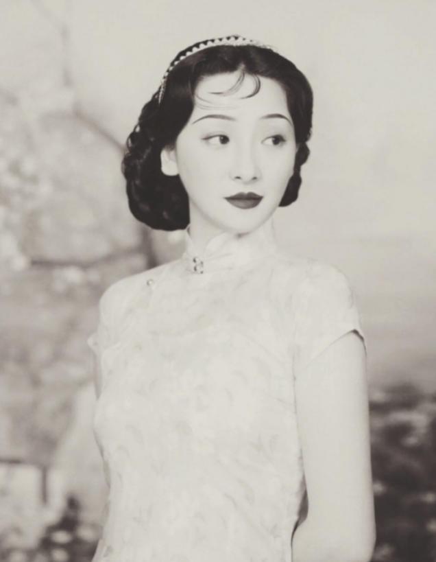 1939年，中统元老熊剑东被抓进76号，为了救出丈夫，唐逸君单独找到丁默邨，丁默