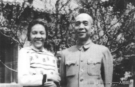 1956年春，李富春、蔡畅在北京住所