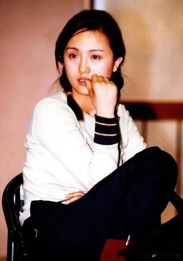 看到女神朱媛媛去世的消息
我立马做了三个决定

第一个决定，清空我的购物车，把以