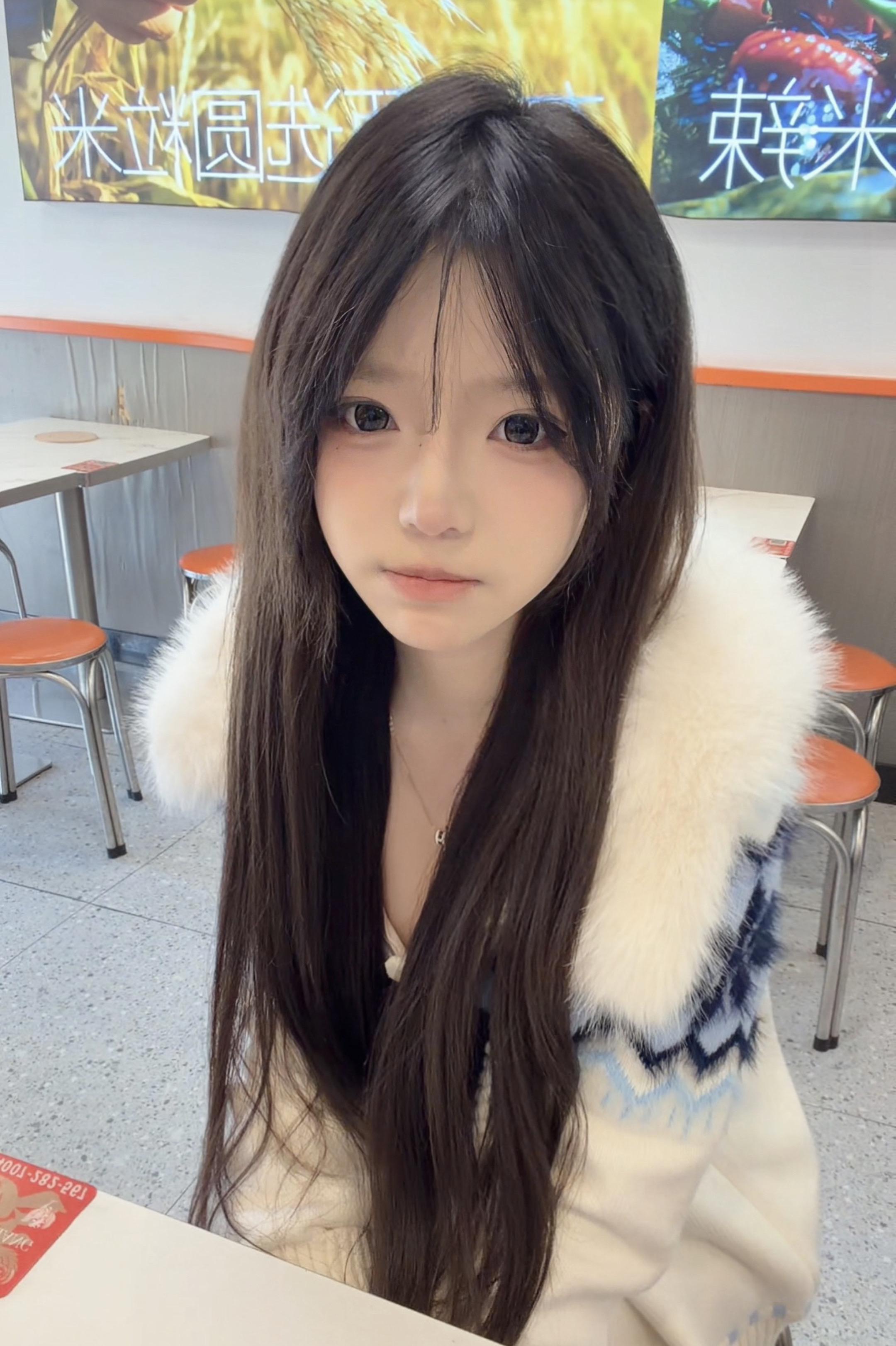 人会因为嘴硬 而失去很多东西 也会因为心软 而受很多委屈