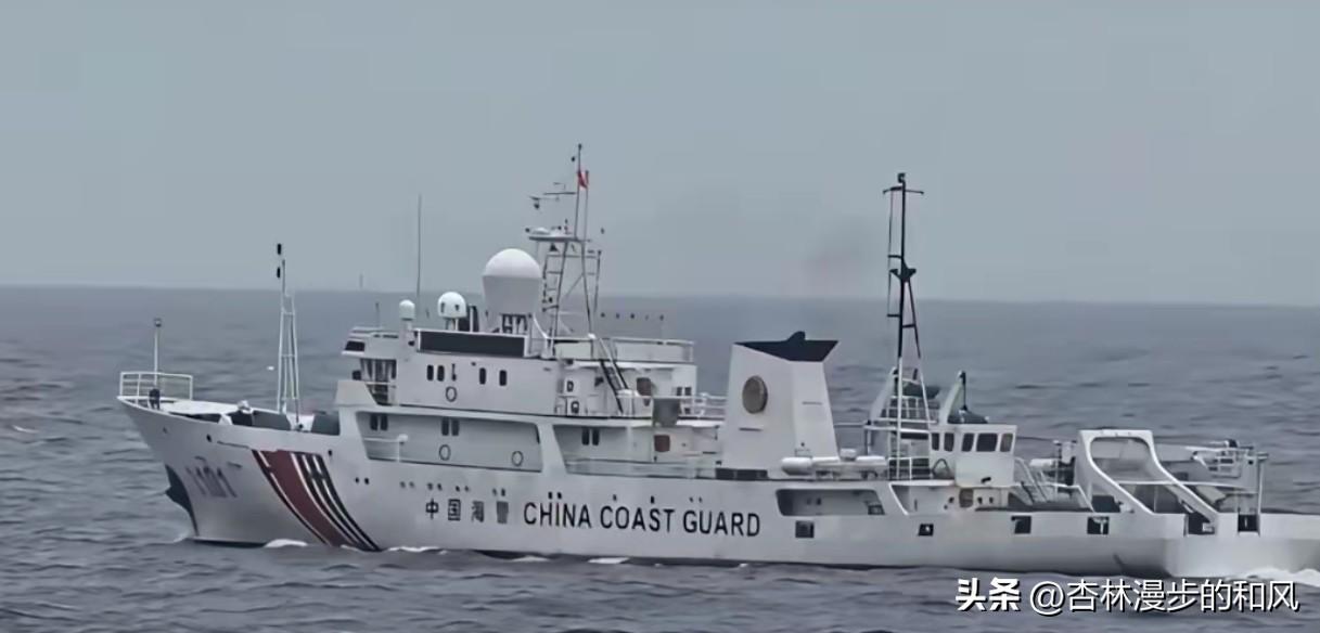东沙爆发激烈对峙，台中舰威胁采取行动后，直接提速对着大陆海警船冲了过去，奉命撞舰