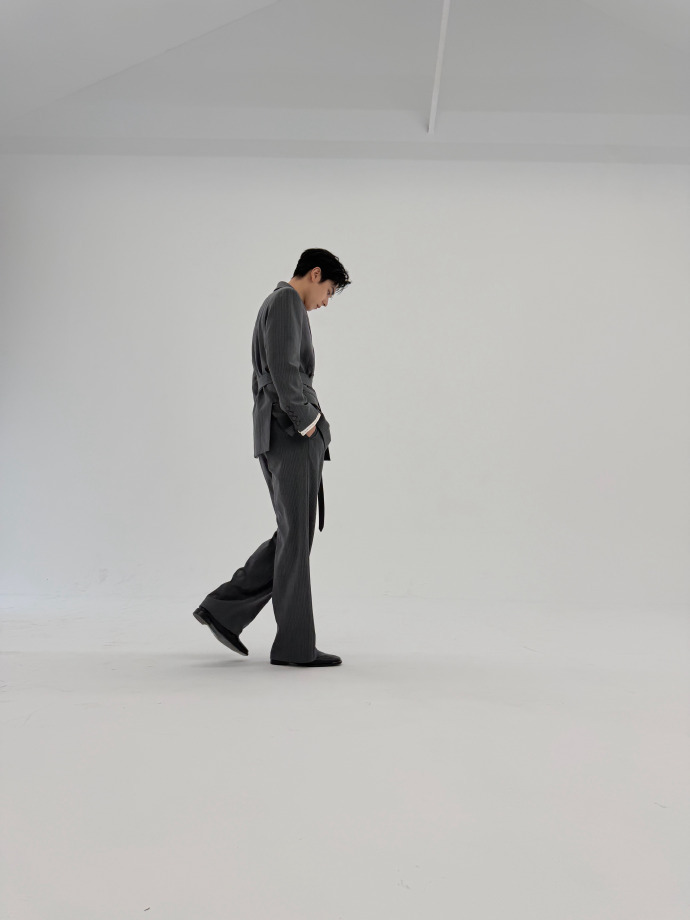 胡一天天很好胡一天每次出镜状态都稳定又亮眼，整个人清爽舒展，气质干净又高级。今日