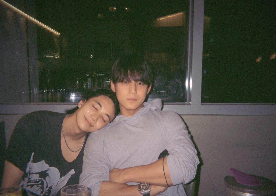 珉奎发来生活日常照片掉落一则
金珉奎 尹净汉 mingyu SEVENTEEN金