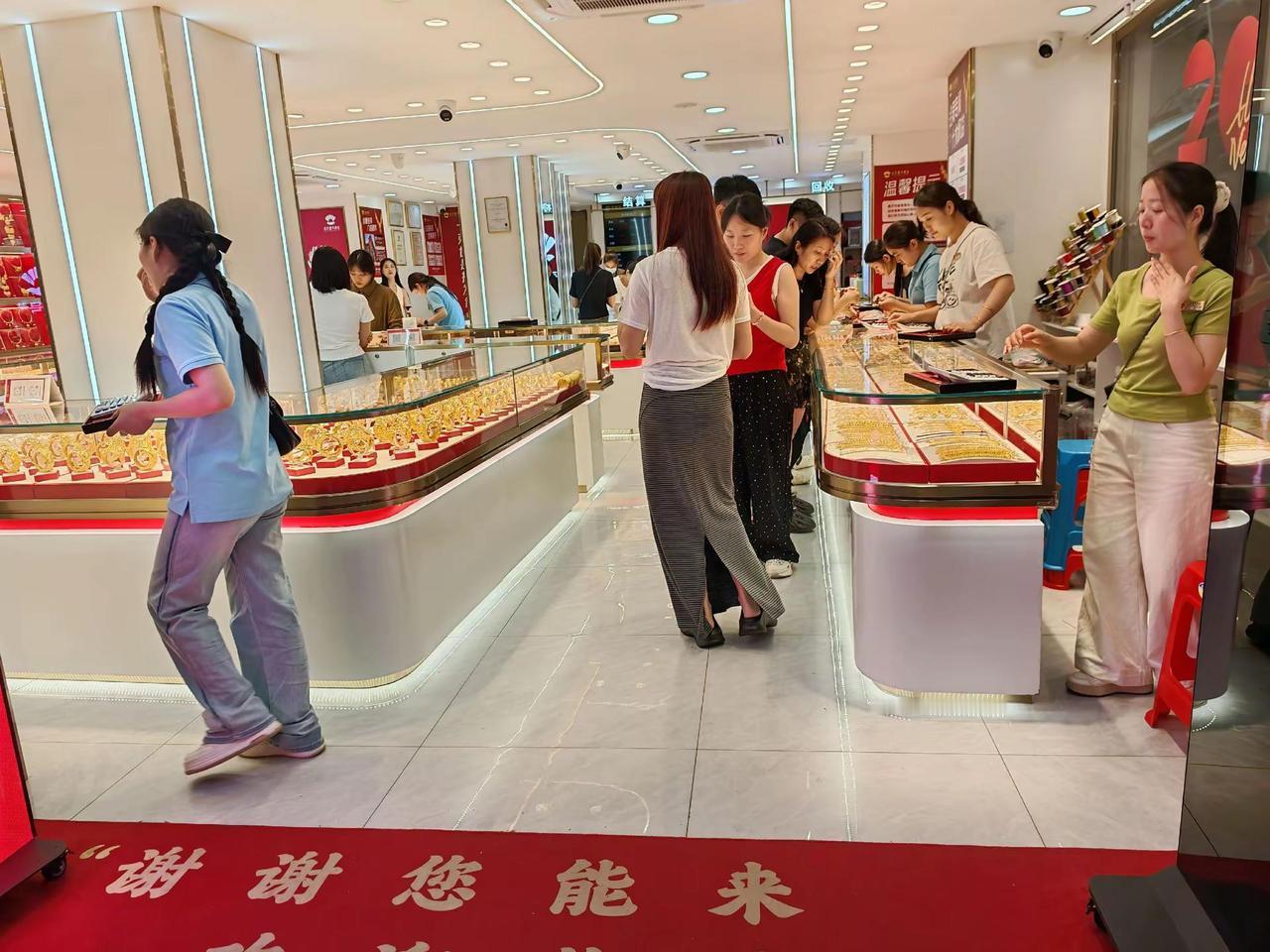珠宝门店实拍