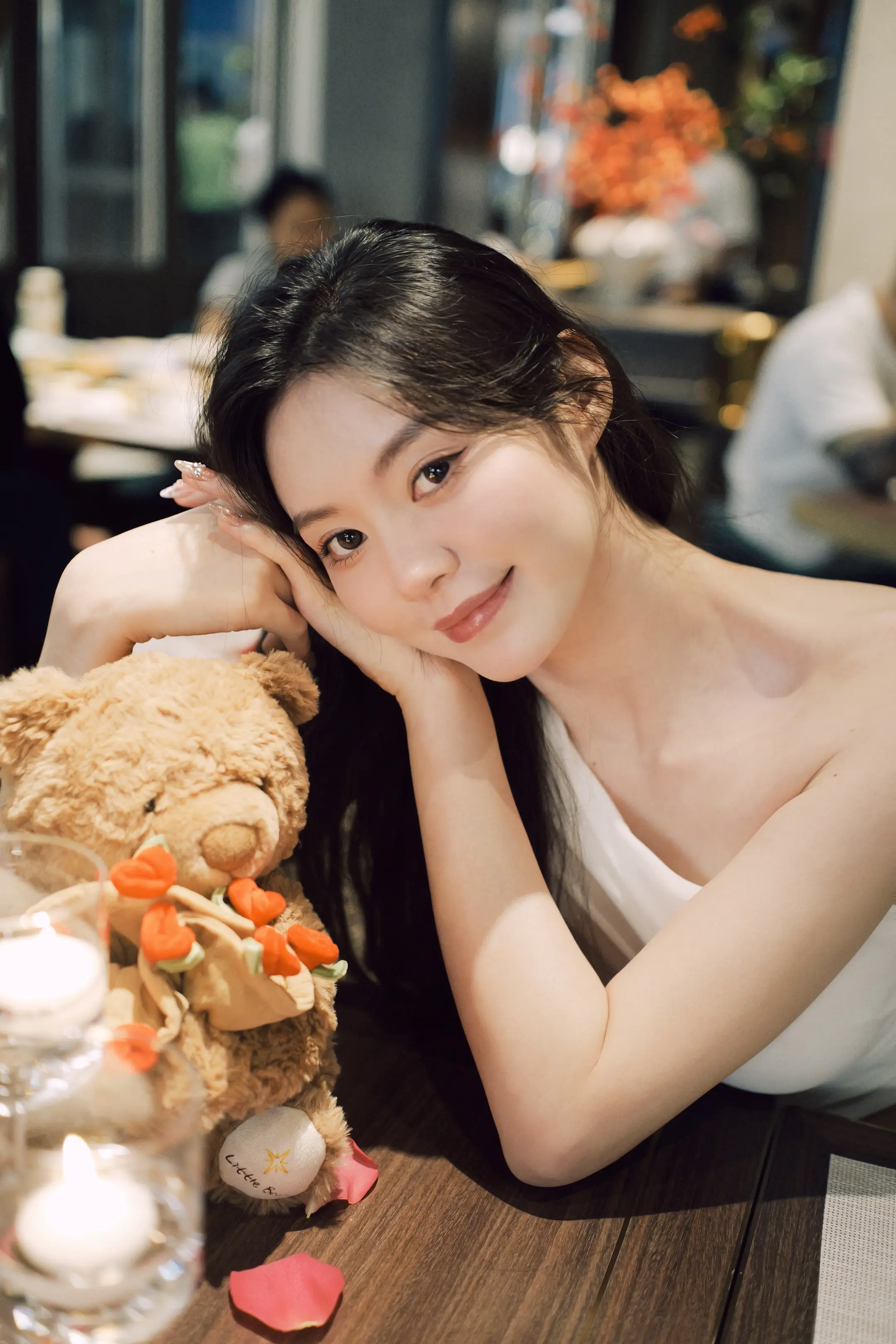 Angel angel  你懂我的眼泪。