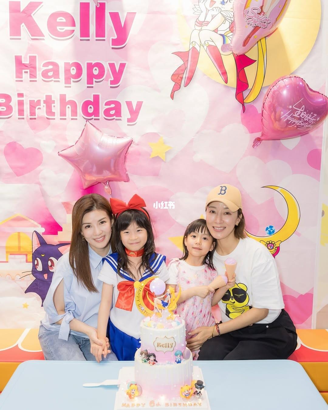 杨怡带小珍珠参加TVB同学张美妮女儿生日