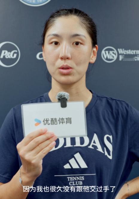 王欣瑜回应0比2萨巴伦卡 她复盘得很清晰：节奏快、发球好、很难相持。不是输得不明