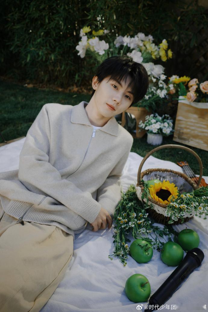 马嘉祺温和而克制的声线 越品越有味道的声线，温柔不拖沓，克制不敷衍，古风被他唱得