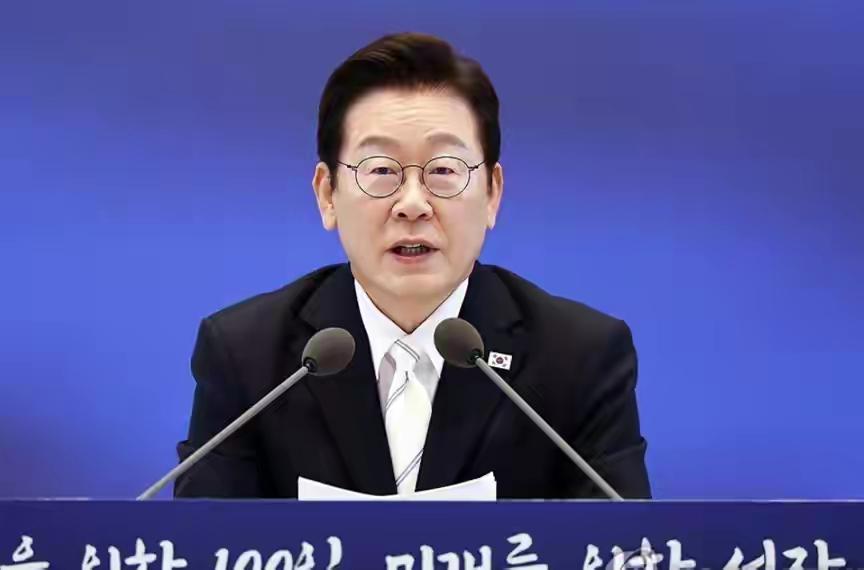 韩国这番操作，像极了小朋友做错了事情被抓后，急忙给老师送上一份包装精美的道歉信，
