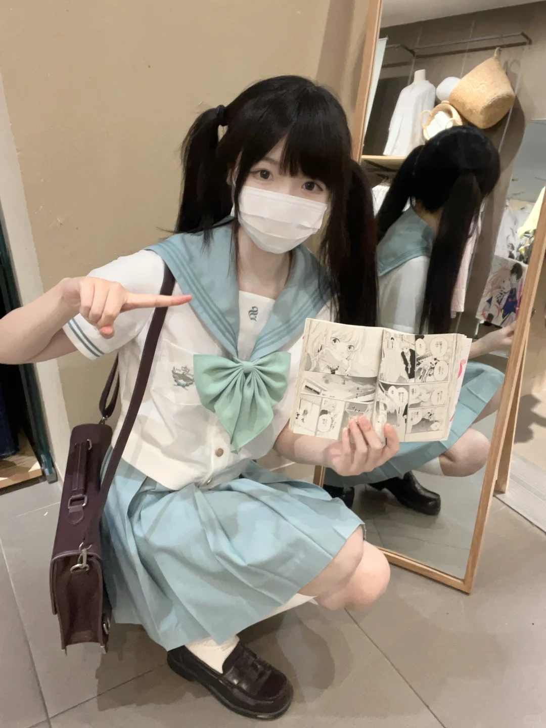 ˶⊃ᐢ •.• ᐢ⊂