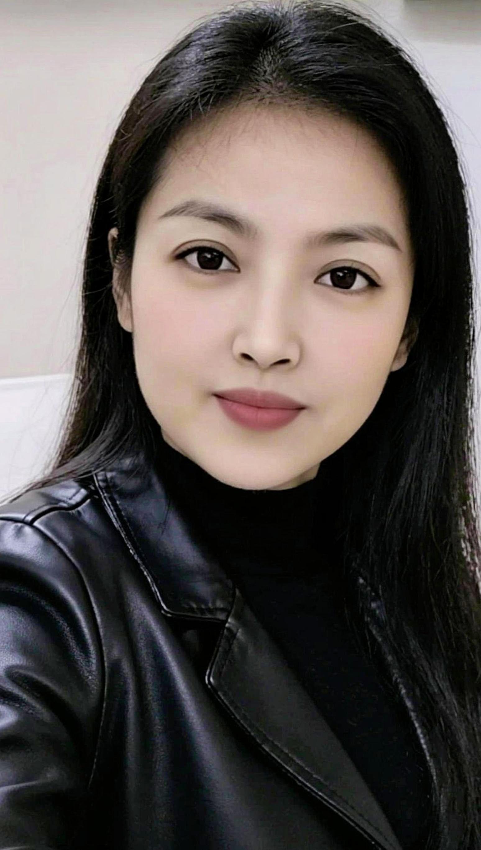 AI皮衣自拍