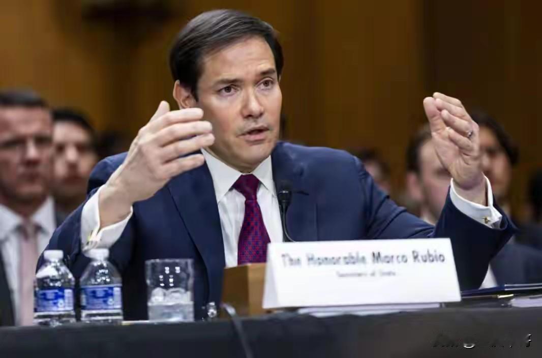 美国政坛“反华急先锋”鲁比奥又跳出来刷存在感了！一会儿骂中国是“最危险对手”，一
