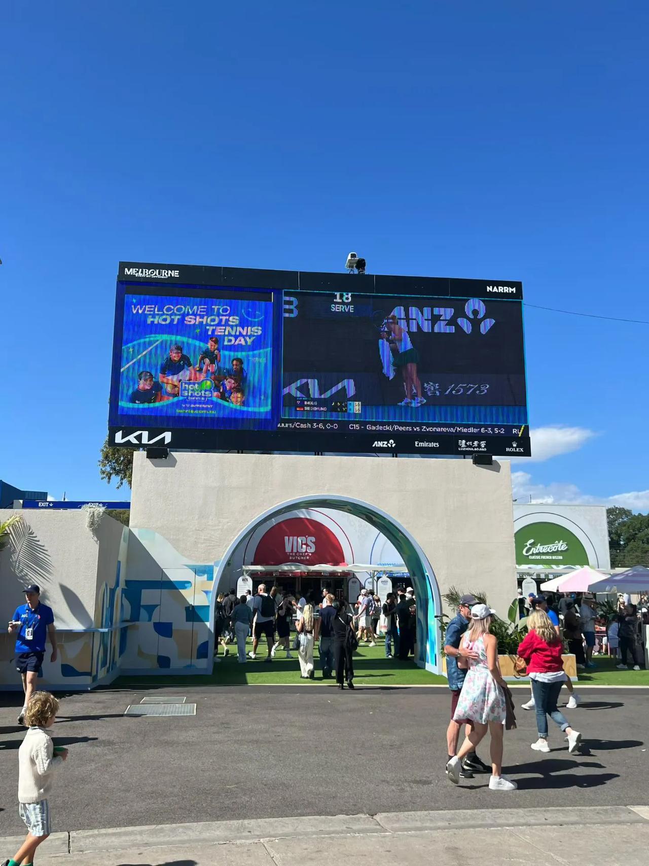 ✅澳网女单第三轮比赛战报🆕⬇️⬇️

1️⃣17号种子、加拿大姆博科7-6(5