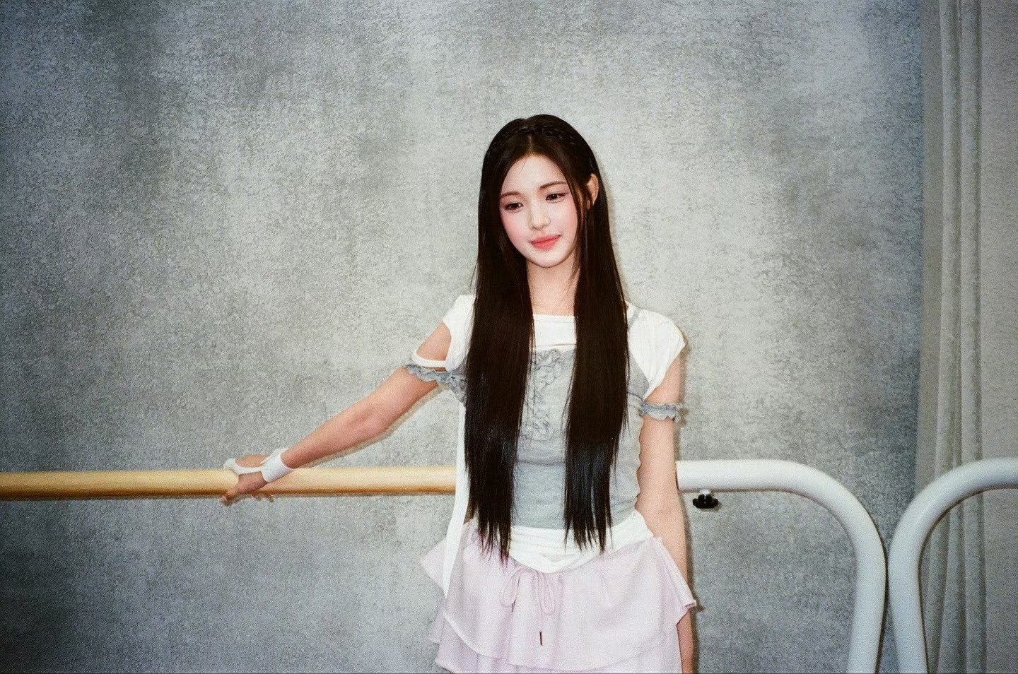 251117 IGGirl = ½ Love + ½ Hate 