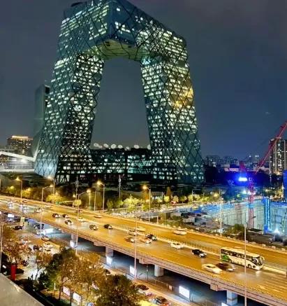 中国究竟有多大？
1.中国二7个泰国
2.中国二10个菲律宾
3.中国二5个印度