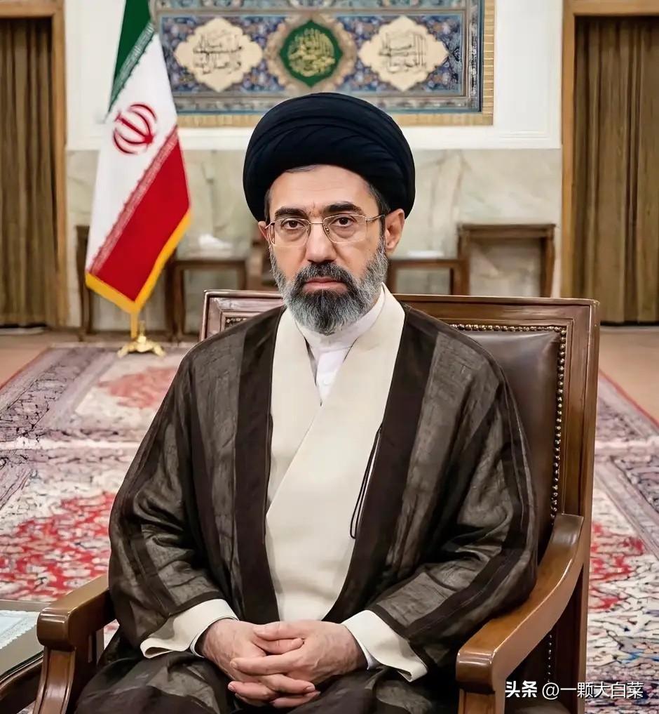 一片哗然！伊朗专家会议被曝光已经推选哈梅内伊57岁的儿子莫杰塔巴为下一任最高领袖