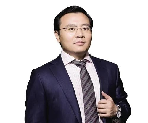 经济学家任泽平为救房地产出了三大招，组建住房银行收购开发商卖不出去的房子，您认为