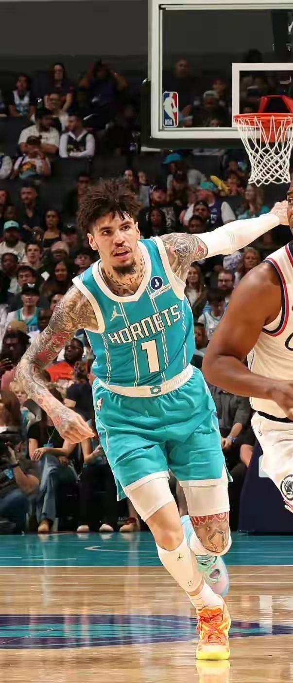 太丢人了吧！黄蜂队116-135快船队，看看黄蜂队球员得分数据和正负值！

克努