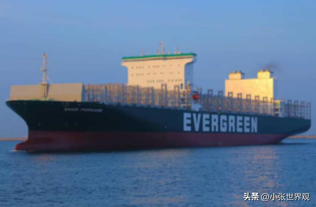 2008年，一群索马里海盗看走眼，他们居然劫持了一艘载有33辆“T-72”坦克的