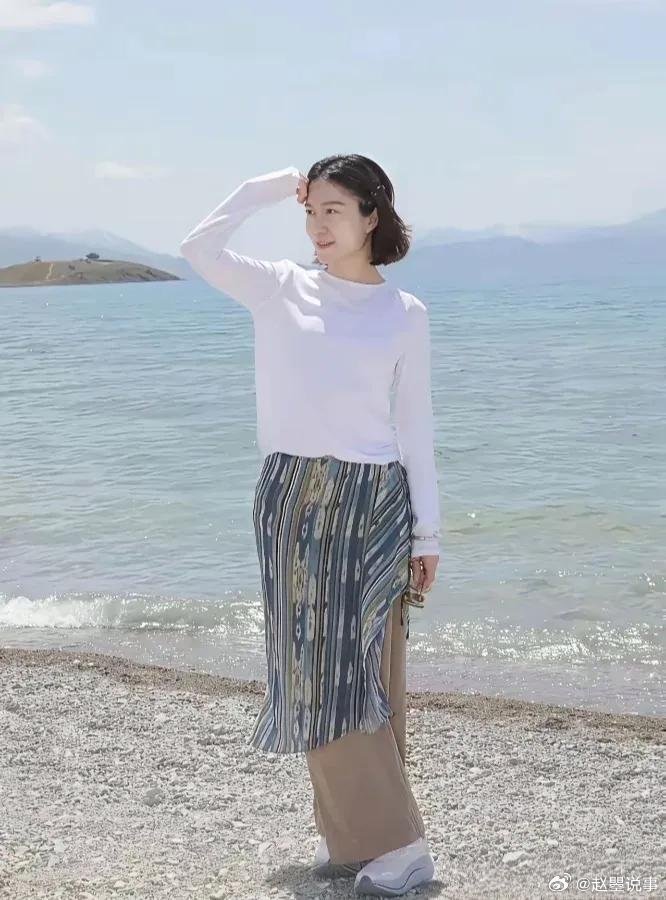翁帆搬出清华园没拿一分钱现金，连别墅都主动放弃了有网友直接说：有骨气有胆识，用实
