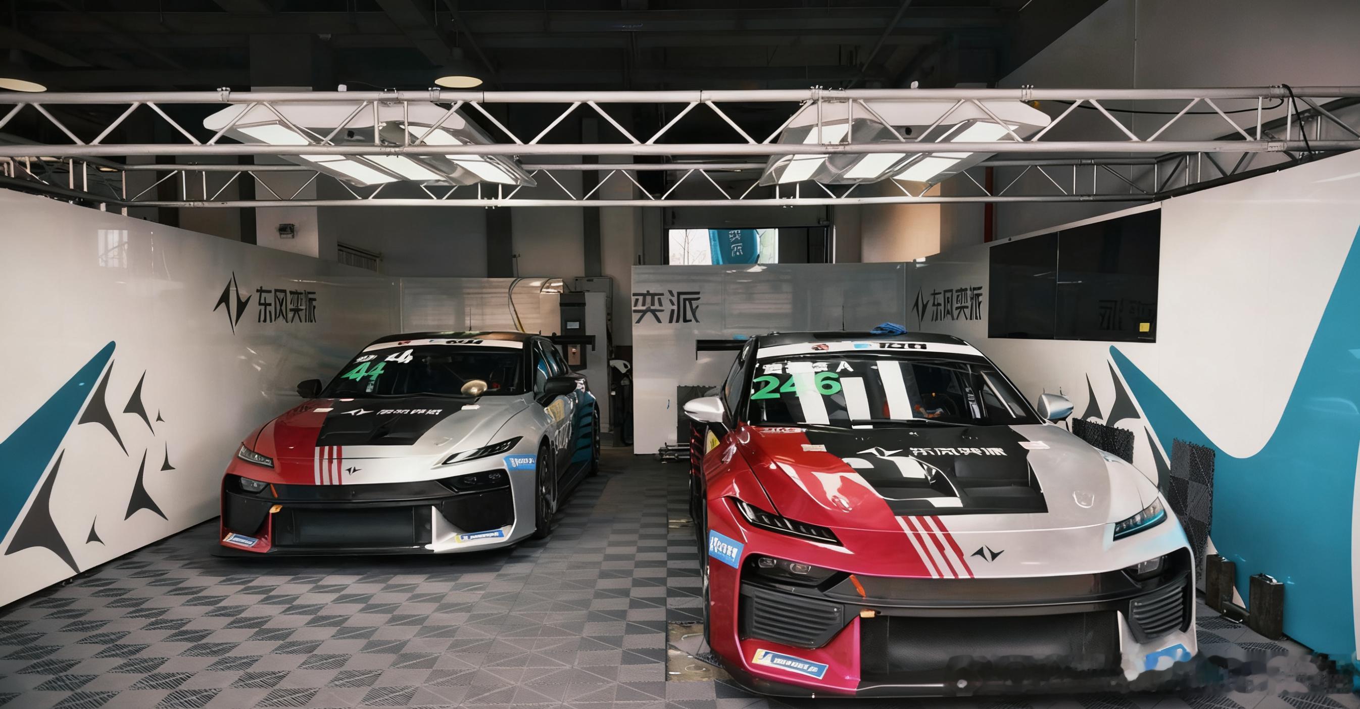 ctcc中国汽车场地职业联赛tcr china 打卡下班 DAY1！  ​​​