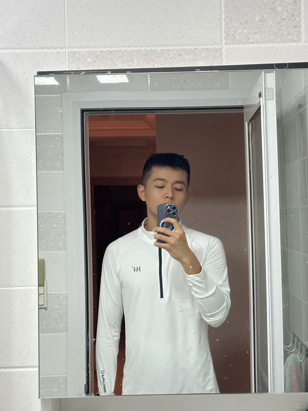 热爱漫无边际，生活处处有鱼块