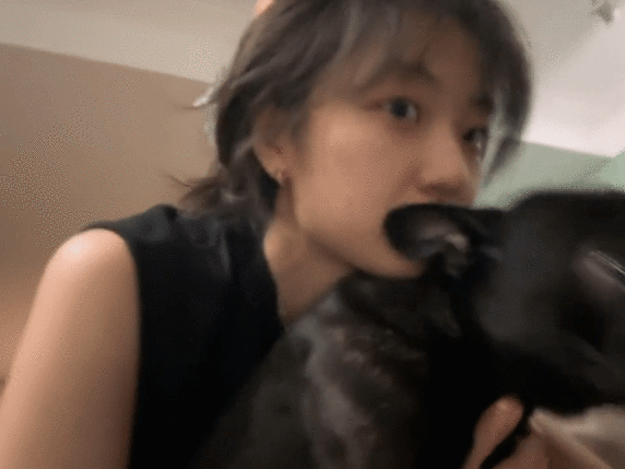 孙千素颜辨识度 孙千素颜真的绝！干净的脸蛋透着灵气，原生五官优势尽显，不化妆也美