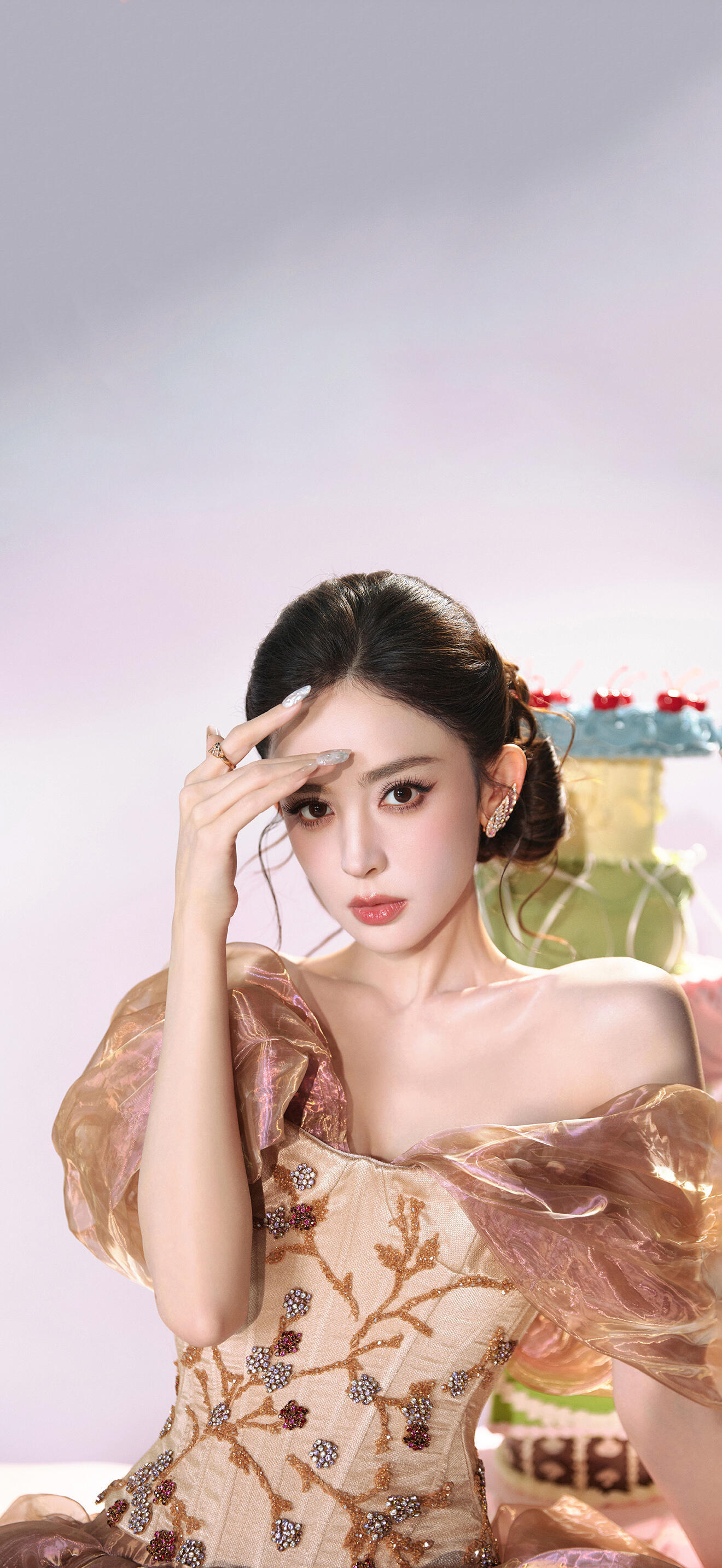 于正编辑掉和娜扎合照于正删除娜扎合照舆论众口难调，任何动态都会衍生不同解读，及时