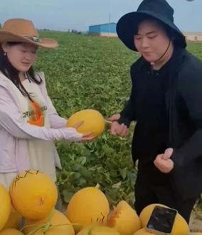 张家齐说不想消耗全红婵人气 张家齐在综艺里坦言，很多粉丝是从全红婵那边过来的。但