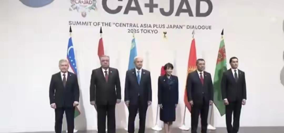 从日本收割资金和技术，到俄罗斯交底，中亚4国这一手玩得真溜！