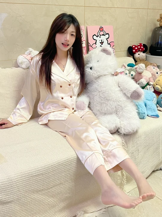 觉觉猪🐖