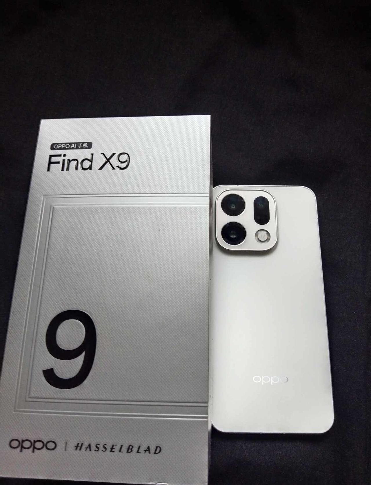 04 女大全款拿下 OPPO
其实是今年年初换的，一直忘记发了[笑哭]
我换手机