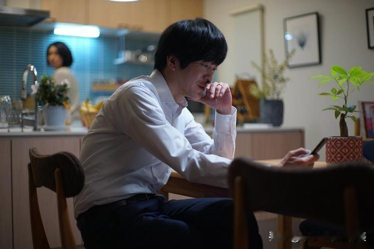 发现老公男人后，想让他回归家庭就别做下面这3件事：
 
1.装鸵鸟，等他自己良心