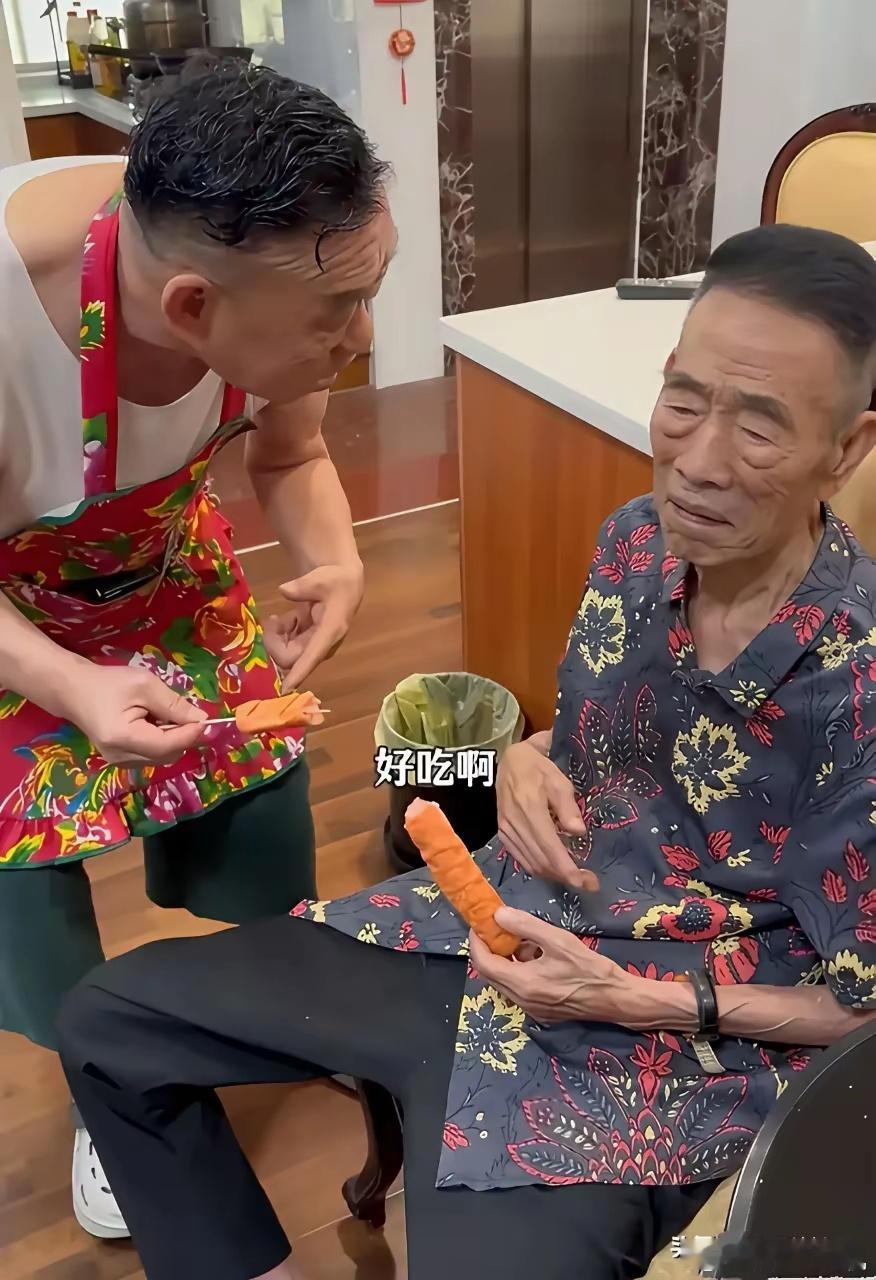 杨少华的担忧是对的，早在他还年轻时，虽然家里经济并不宽裕，但是他依然连生了四个儿