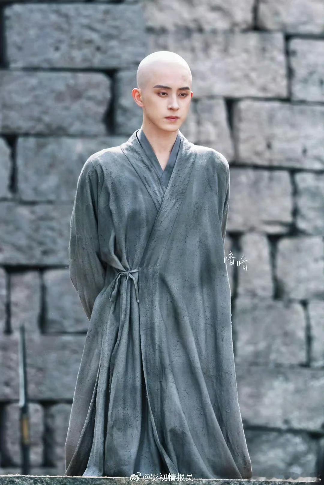 敖瑞鹏一点浩然气光头造型，是头套吗？ ​​​
