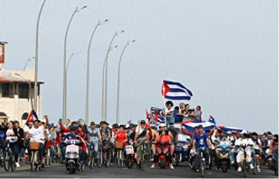 美国又找借口搞事，中东那边的仗还没打完，就把坏主意打到了邻居古巴头上，编了个漏洞